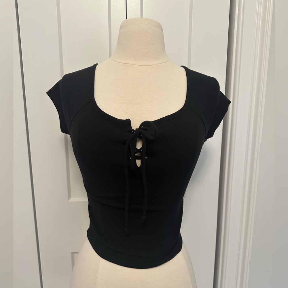 Black Vestique Crop Top With Cap Sleeves